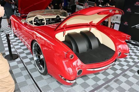 Custom colors using Modern Classikk by <b>Kindig</b> Dave Cruikshank is a lifelong car enthusiast and an Editor at Power Automedia. . How many kindig corvettes have been sold